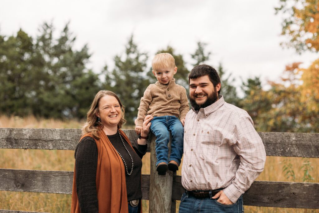 goofy family photosession during fall